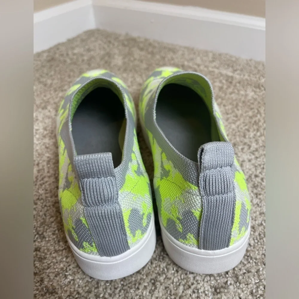 Bernie Mev Jenna Gray/ Green Knit 1